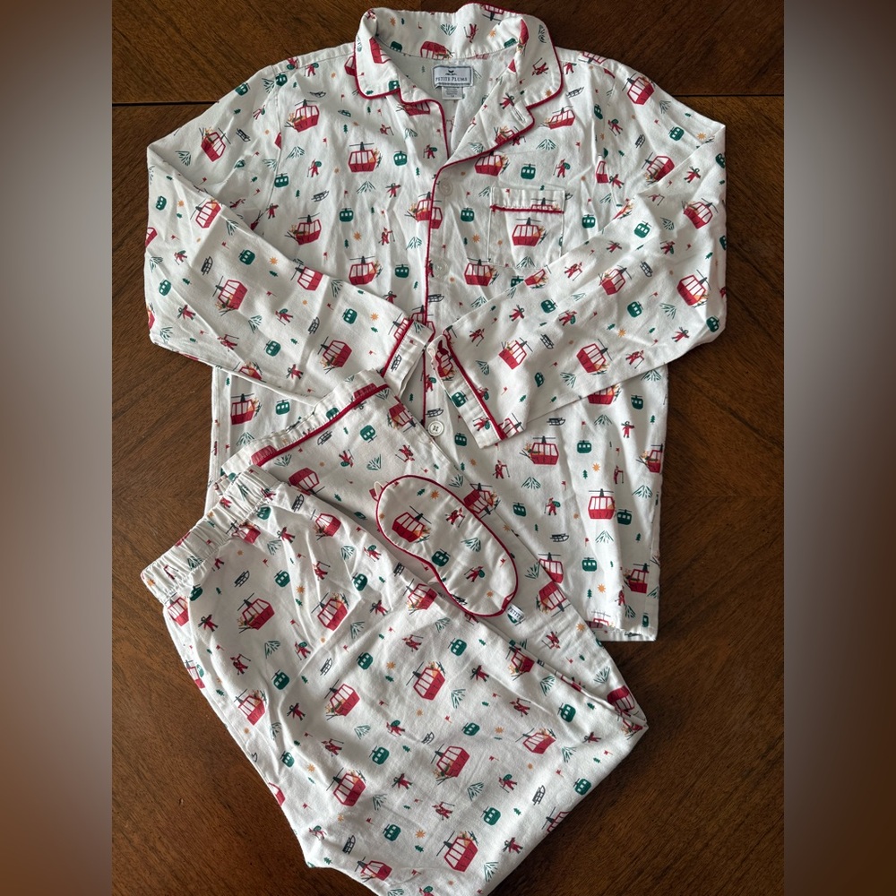 VGUC petite plume xmas pajamas size 14 (kids)